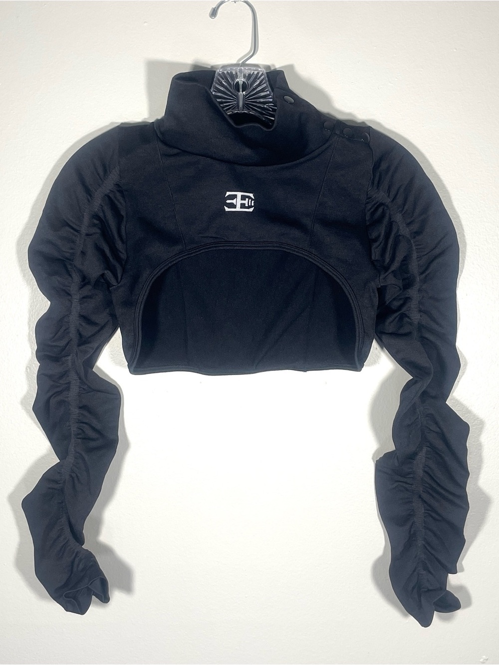 Engineered Life Black Ruched Sleeve Cropped Athletic Shrug Top Futuristic
